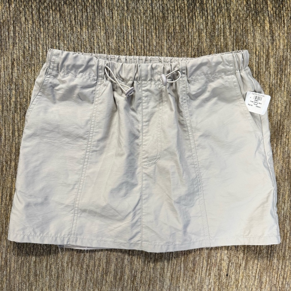 Le Lis Women's Skirt Miniskirt Cream/Taupe w/ Pockets